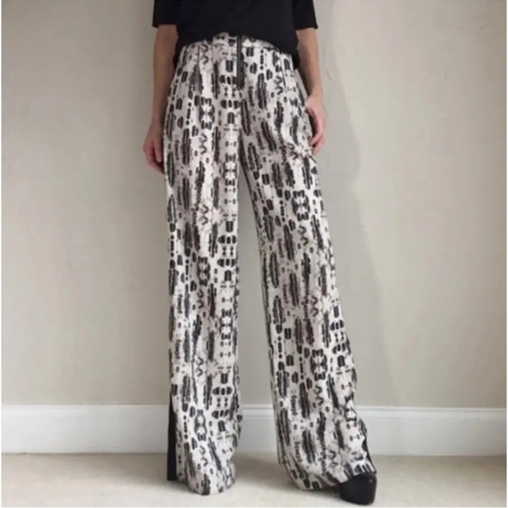 BCBGMaxAzria RASHA Black and White Wide Leg Pants Size Small Boho Tribal Trouser